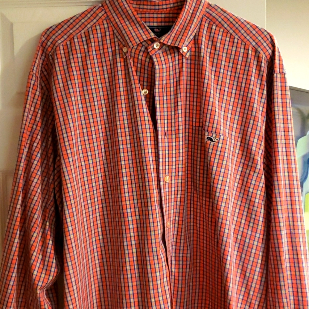 Vineyard Vines XL tucker shirt